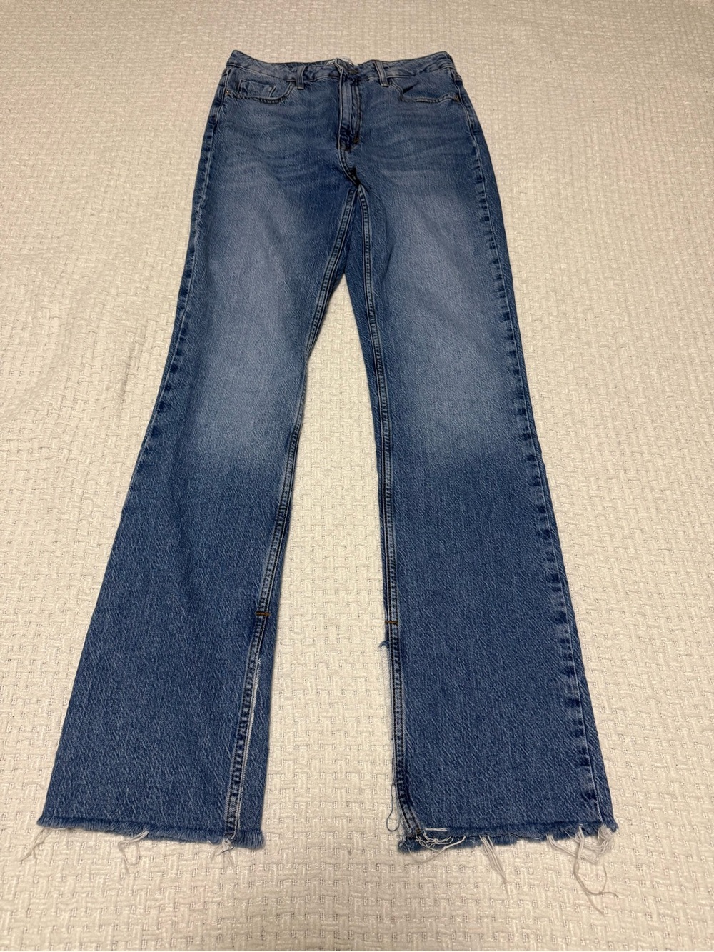 Zara blue denim jeans women’s size 6- see photos for style and wear